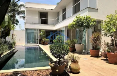 Sobrado à venda em cotia, bosque do vianna, com 3 suítes, com 337.01 m²