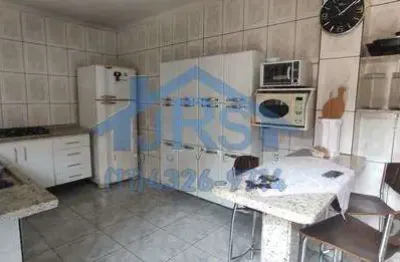 Sobrado à venda em barueri, jardim regina alice, com 3 suítes, com 225 m², não esta em condomínio