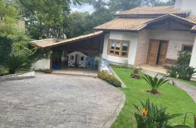 Sobrado à venda em jandira, altos de são fernando, com 4 suítes, com 376.43 m²