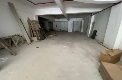 Ponto comercial para alugar na Rua Campos Sales, 346, Centro, Barueri