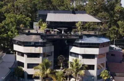 Conjunto à venda em cotia, jardim lambreta, com 311 m², edifício granja tower