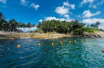 Terreno comercial à venda na Rua Cherne, 298, Península, Guarujá