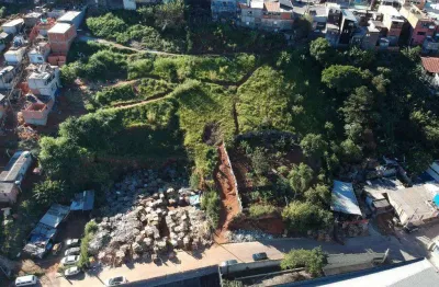 Área à venda em barueri, jardim califórnia, não está em condomínio