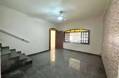 Casa com 2 quartos à venda na Rua Duque de Caxias, 989, Centro, Barueri