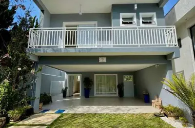 Casa à venda em Jandira, Parque Nova Jandira, com 3 quartos, com 379 m², Nova Paulista