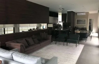 Sobrado à venda em santana de parnaíba, tamboré polo empresarial, com 5 quartos, com 440 m²