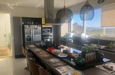 Sobrado à venda em santana de parnaíba,  alphaville, com 4 quartos, com 550 m², gênesis 2