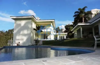 Casa à venda em embu das artes, parque das artes, com 5 suítes, com 686.78 m²