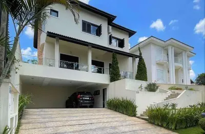 Sobrado à venda em jandira, nova higienópolis, com 4 suítes, com 477.38 m²