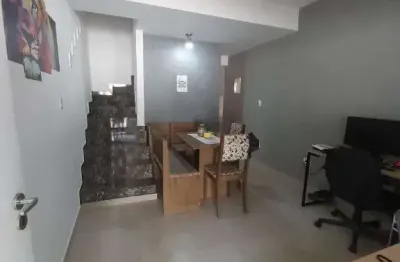 Sobrado com 2 dormitórios à venda, 90 m² por r$ 298.000,00 - jardim são joão - jandira/sp