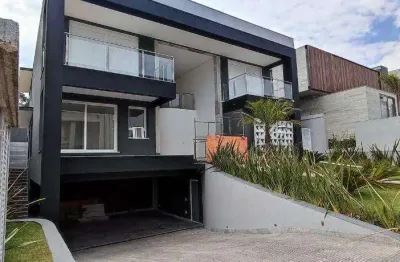 Casa à venda em santana de parnaíba, residencial três (tamboré), com 4 suítes, com 520 m²