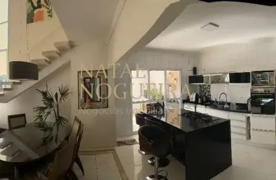 Casa sobrado 3 quartos, piscina e edícula - resid. vitória ropole (barão geraldo)