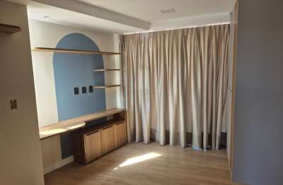 Flat 29,95m2, 3andar móveis planejados, ar condicionado, cortina e box.