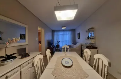 Apto lindo de 3 suítes ao lado da praia 106m² na Pompeia em Santos-SP