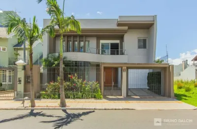Casa à venda na Rua Brasil, 1597, Centro, Canoas por R$ 2.300.000