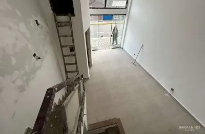 Ponto comercial para locação no Boqueirão, em Praia Grande SP.