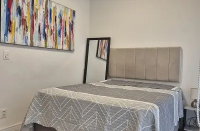 Studio mobiliado em condomínio com infraestrutura de lazer e serviços completos.imovel novo, região de crescente valorização,bom para morar ou investir.