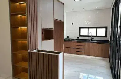 Casa térrea com 3 dormitórios c/ 1 suíte - piscina- cond. golden park