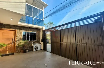 Casa com 4 dormitórios e piscina no campeche, florianópolis/sc — a menos de 2 km da praia