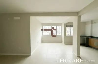 Apartamento à venda no kobrasol | 2 quartos, reformado, 68 m², 1 vaga