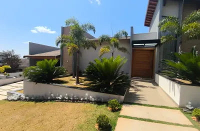 Casa alto padrão condominio fechado 3 suites 289m contruido