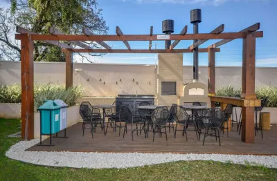 Apartamento ultimo andar, sacada com vista livre e elevador