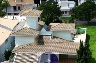 Casa em condomínio fechado com 4 quartos para alugar na Avenida Humberto Cereser, 1621, Jundiaí Mirim, Jundiaí
