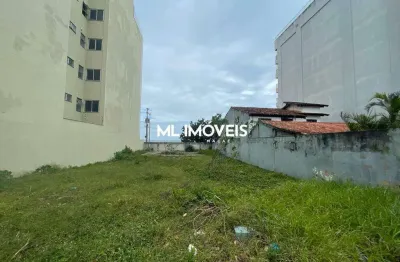 Terreno à venda na Praia Campista, Macaé 