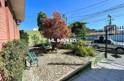 Casa com 5 quartos à venda no Imbetiba, Macaé 