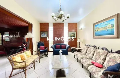 Casa com 5 quartos à venda no Imbetiba, Macaé 