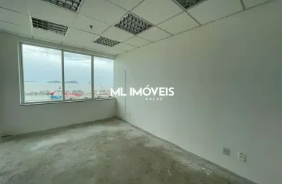 Sala comercial à venda no Imbetiba, Macaé 