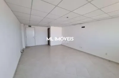 Sala comercial à venda no Imbetiba, Macaé 