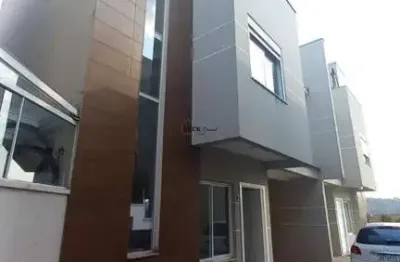 Sobrado no bairro pilarzinho com 134m², 3 dormitórios ( sendo 1 suíte ) e 2 vagas - pilarzinho - curitiba - pr