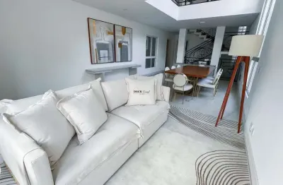 Casa mobiliada em condomínio no bairro abranches com 328m², 5 dormitórios ( sendo 1 suíte ) e 6  vagas - abranches - curitiba -pr