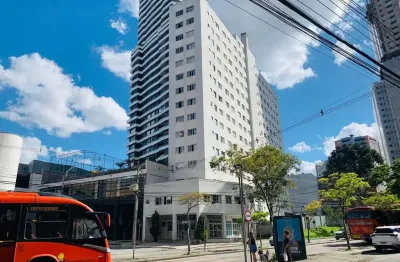 Apartamento de 2 quartos | semi-mobiliado | andar alto | bigorrilho