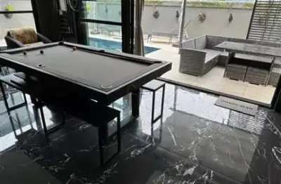 Casa mobiliada com piscina aquecida em Condomínio fechado no bairro Abranches com 367,50m², 4 dormitórios ( sendo 3 suítes ) e 6 vagas - Abranches - Curitiba - PR