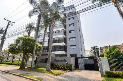 Excelente Apartamento Semimobiliado com Ampla Sacada com Churrasqueira no Bairro Portão