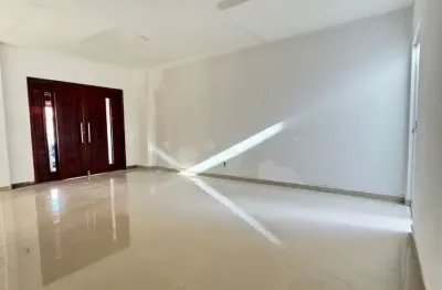 Casa em condomínio para alugar - 03 quartos - 03 vagas na garagem