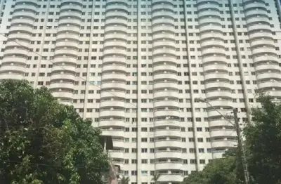 Vendo apto no edifício cidade com vista privilegiada para o oceano