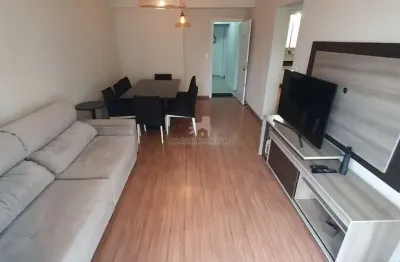 Apartamento com 3 quartos para alugar na Rua 2300, Centro, Balneário Camboriú