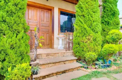Casa com 7 quartos à venda na Rua Mário Coutinho, Havaí, Belo Horizonte