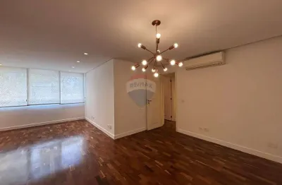 Apartamento para alugar 3 dormitórios 1 suíte 2 vagas no Itaim Bibi