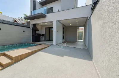 Excelente imóvel novinho com piscina localizado em peruibe, litoral de são paulo. casas a venda em peruíbe nas melhores praias do litoral paulista.
