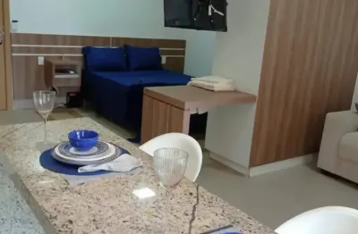 Studio a poucos passos do praia clube com marcenaria completa