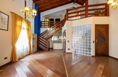 Casa em condomínio fechado com 4 quartos para alugar na Rua Eliezer Disaró Fangueiro, 271, Uberaba, Curitiba