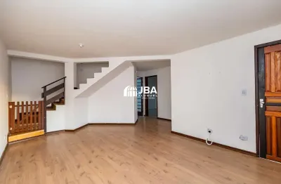 Casa com 3 quartos para alugar na Rua Valdomiro Silveira, 1108, Boa Vista, Curitiba