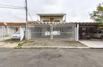 Excelente sobrado em rua tranquila e sem saída no bairro alto