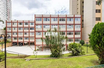 Apartamento com 2 quartos para alugar na Rua Guilherme Pugsley, 2286, Água Verde, Curitiba