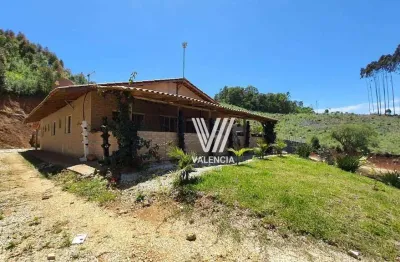 Chacará de rua | 3 suites | 300m² priv | 2 vagas | marmeleiro - almirante/pr
