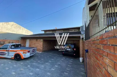 Sobrado de Rua | 4 Dorms | 400m² priv | 4 Vagas | Psicina Privativa | Rebouças - Curitiba/PR